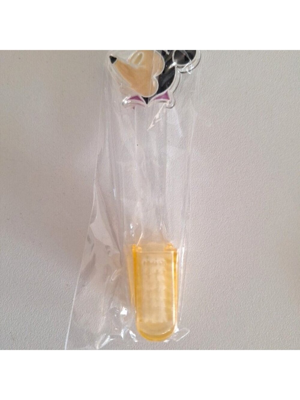 Disney Mickey Mouse Kids Toothbrush Travel Clip Yellow Clear - Picture 4 of 9